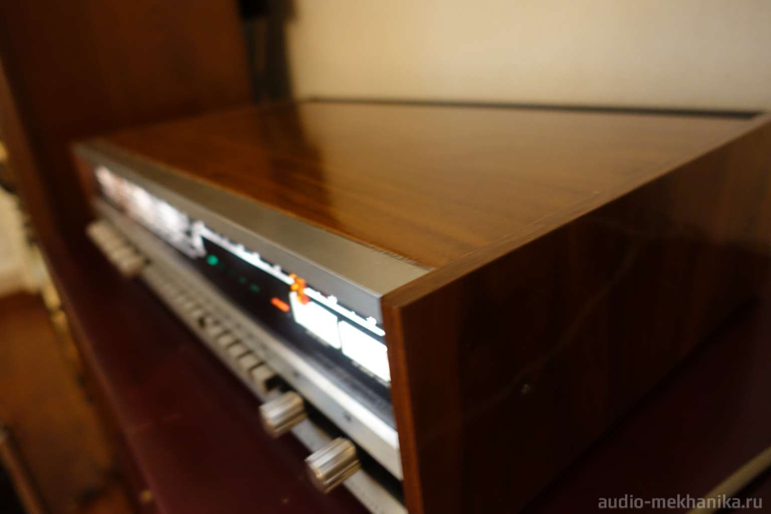 Ресивер Tandberg Huldra 10
