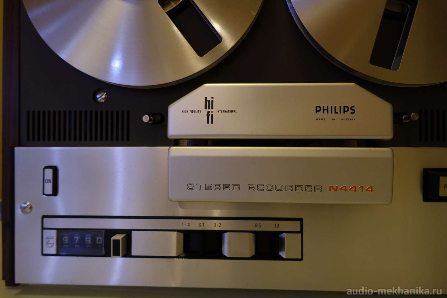 Philips N4414