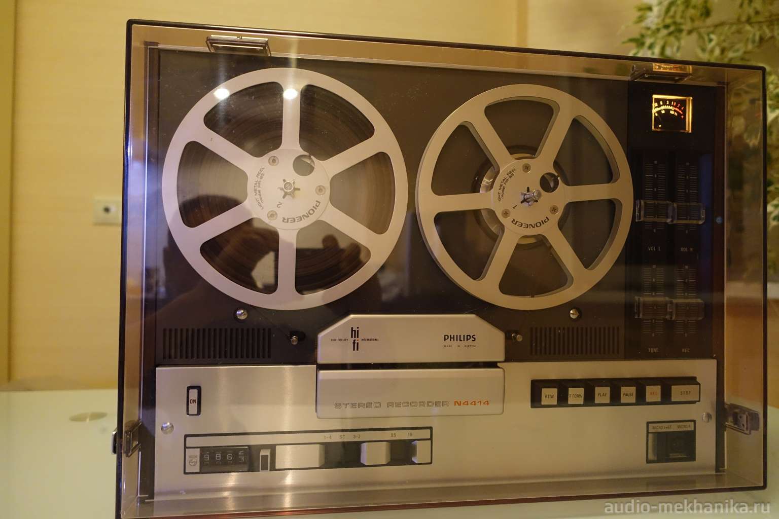 Philips N4414